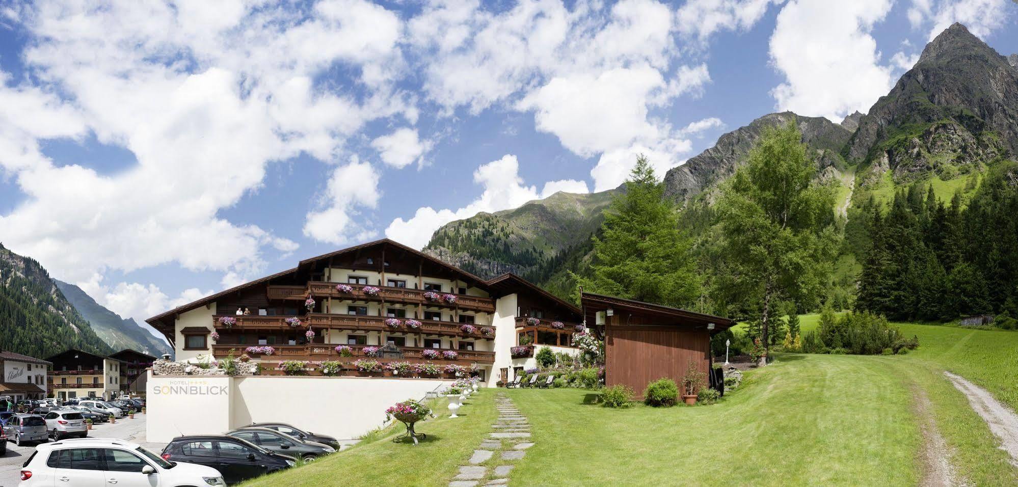 Hotel Sonnblick Санкт-Леонхард-им-Пицталь Экстерьер фото